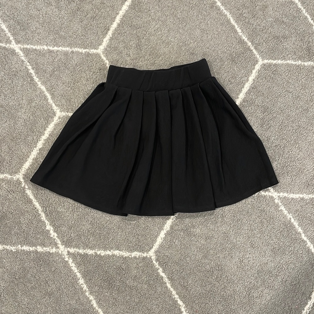 Black skirt